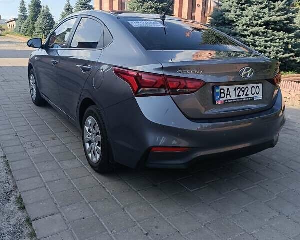 Серый Хендай Акцент, объемом двигателя 1.37 л и пробегом 36 тыс. км за 11500 $, фото 1 на Automoto.ua