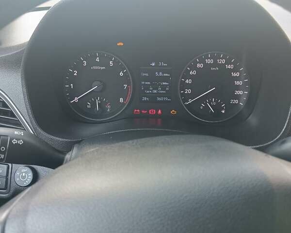 Серый Хендай Акцент, объемом двигателя 1.37 л и пробегом 36 тыс. км за 11500 $, фото 15 на Automoto.ua