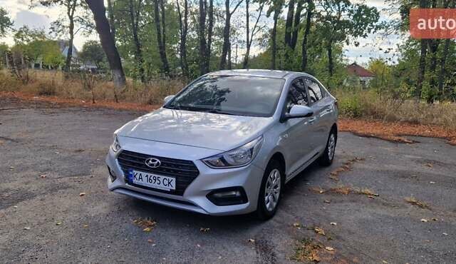 Серый Хендай Акцент, объемом двигателя 1.37 л и пробегом 75 тыс. км за 9700 $, фото 18 на Automoto.ua