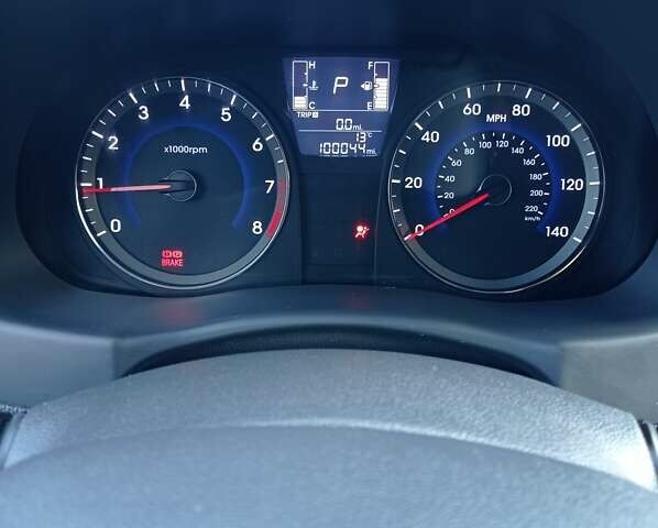 Серый Хендай Акцент, объемом двигателя 1.6 л и пробегом 160 тыс. км за 9760 $, фото 13 на Automoto.ua