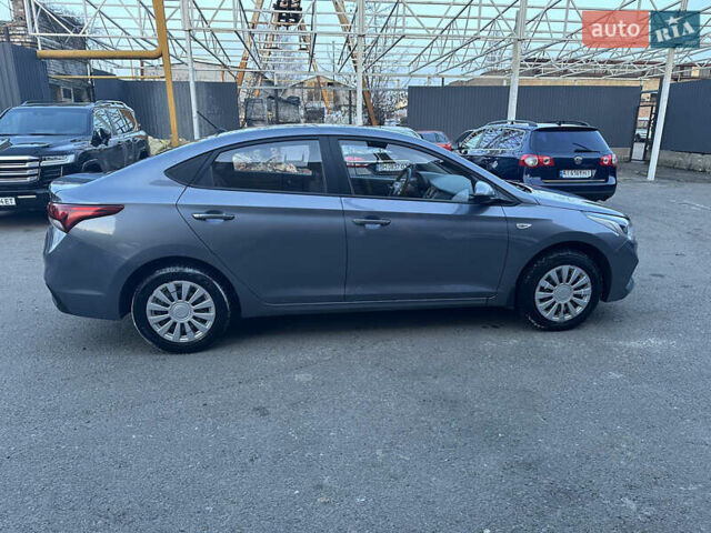Серый Хендай Акцент, объемом двигателя 1.37 л и пробегом 244 тыс. км за 7900 $, фото 6 на Automoto.ua