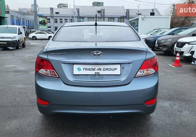 Серый Хендай Акцент, объемом двигателя 1.4 л и пробегом 97 тыс. км за 9500 $, фото 11 на Automoto.ua