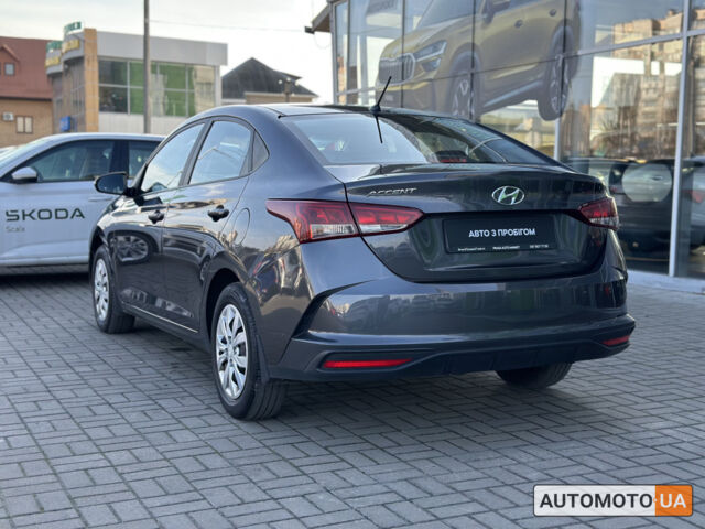 Сірий Хендай Акцент, об'ємом двигуна 1.4 л та пробігом 63 тис. км за 11900 $, фото 3 на Automoto.ua