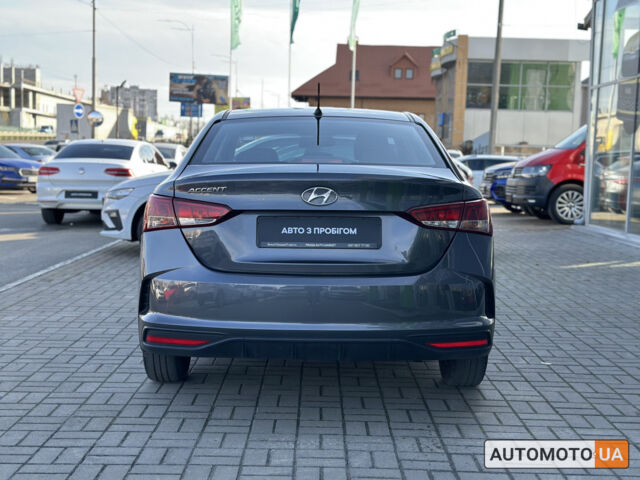 Сірий Хендай Акцент, об'ємом двигуна 1.4 л та пробігом 63 тис. км за 11900 $, фото 4 на Automoto.ua