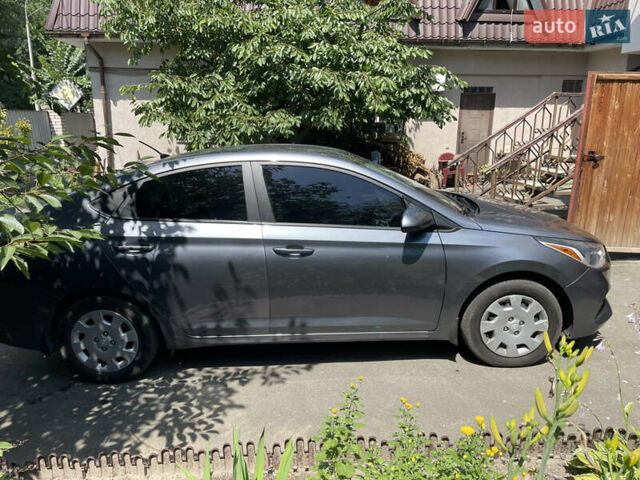 Сірий Хендай Акцент, об'ємом двигуна 1.59 л та пробігом 114 тис. км за 8500 $, фото 2 на Automoto.ua