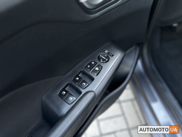 Сірий Хендай Акцент, об'ємом двигуна 1.4 л та пробігом 63 тис. км за 11900 $, фото 17 на Automoto.ua