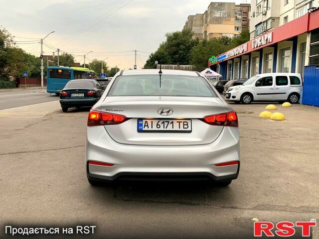 Серый Хендай Акцент, объемом двигателя 1.6 л и пробегом 50 тыс. км за 12900 $, фото 7 на Automoto.ua