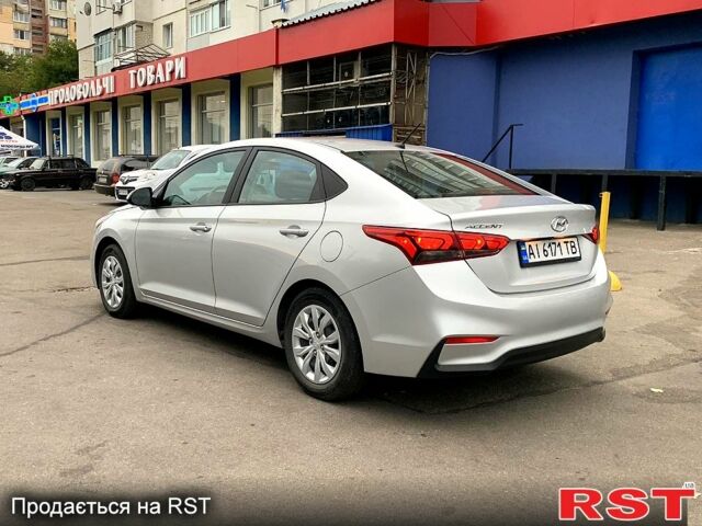 Серый Хендай Акцент, объемом двигателя 1.6 л и пробегом 50 тыс. км за 12900 $, фото 5 на Automoto.ua