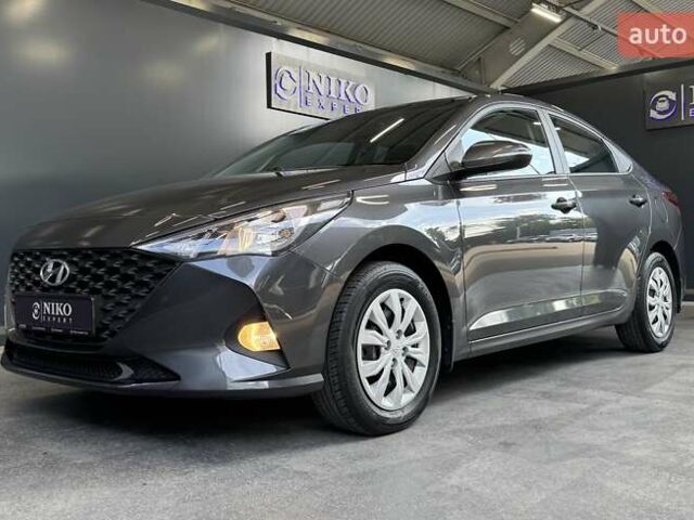 Сірий Хендай Акцент, об'ємом двигуна 1.4 л та пробігом 65 тис. км за 14500 $, фото 6 на Automoto.ua