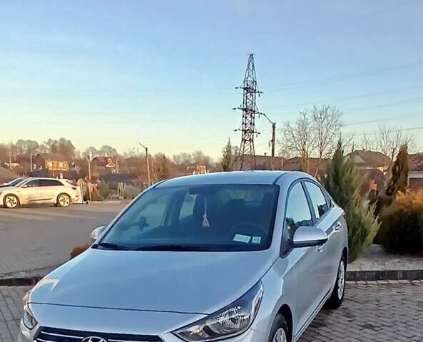 Серый Хендай Акцент, объемом двигателя 1.59 л и пробегом 47 тыс. км за 12999 $, фото 16 на Automoto.ua