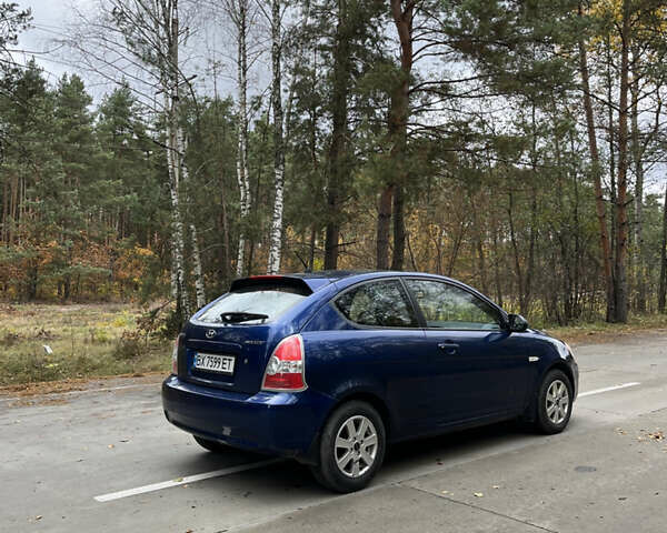 Синий Хендай Акцент, объемом двигателя 1.4 л и пробегом 160 тыс. км за 4400 $, фото 1 на Automoto.ua