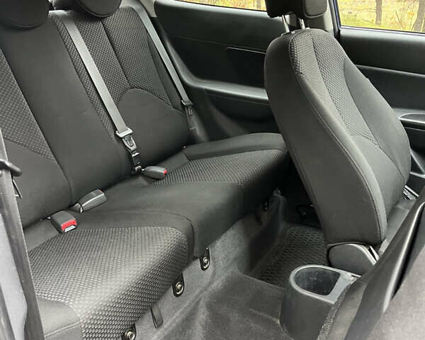 Синий Хендай Акцент, объемом двигателя 1.4 л и пробегом 160 тыс. км за 4400 $, фото 11 на Automoto.ua