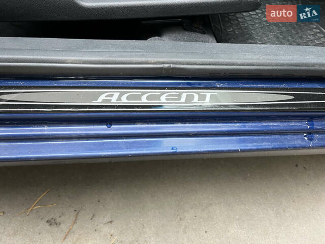 Синий Хендай Акцент, объемом двигателя 1.4 л и пробегом 160 тыс. км за 4400 $, фото 23 на Automoto.ua