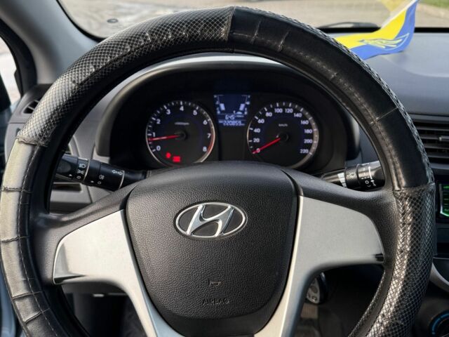 Синий Хендай Акцент, объемом двигателя 1.4 л и пробегом 220 тыс. км за 6700 $, фото 10 на Automoto.ua