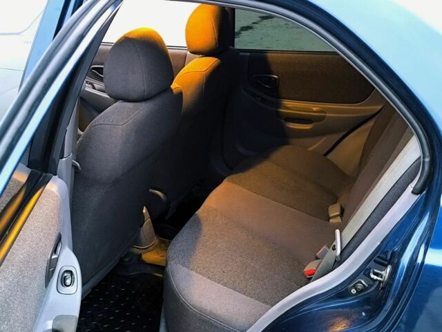 Синий Хендай Акцент, объемом двигателя 1.5 л и пробегом 154 тыс. км за 2100 $, фото 6 на Automoto.ua