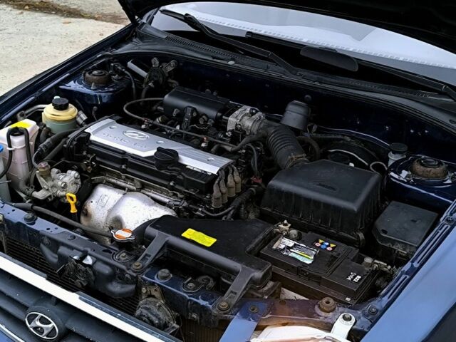 Синий Хендай Акцент, объемом двигателя 1.5 л и пробегом 154 тыс. км за 2100 $, фото 16 на Automoto.ua