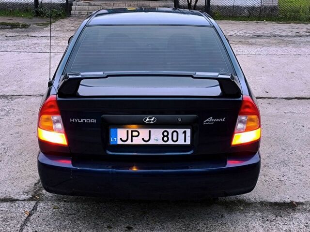 Синий Хендай Акцент, объемом двигателя 1.5 л и пробегом 154 тыс. км за 2100 $, фото 9 на Automoto.ua