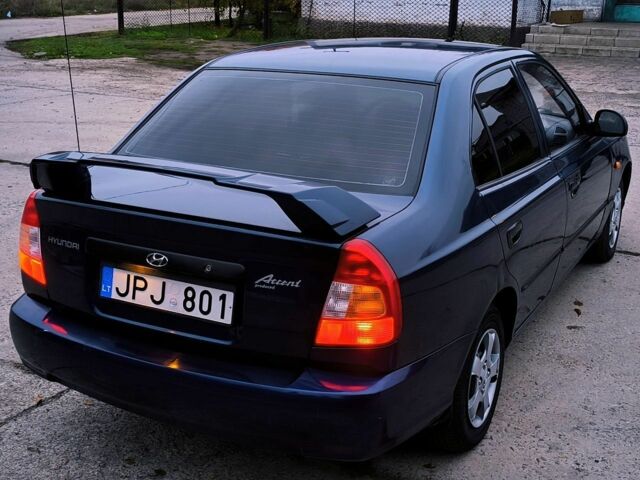 Синий Хендай Акцент, объемом двигателя 1.5 л и пробегом 154 тыс. км за 2100 $, фото 7 на Automoto.ua