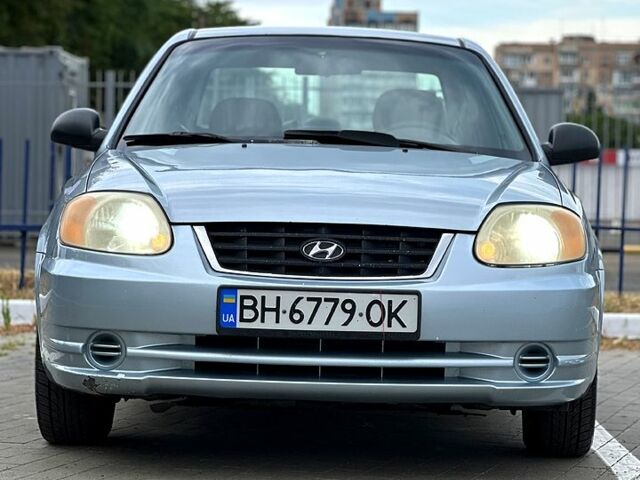 Синий Хендай Акцент, объемом двигателя 1.5 л и пробегом 280 тыс. км за 3100 $, фото 1 на Automoto.ua