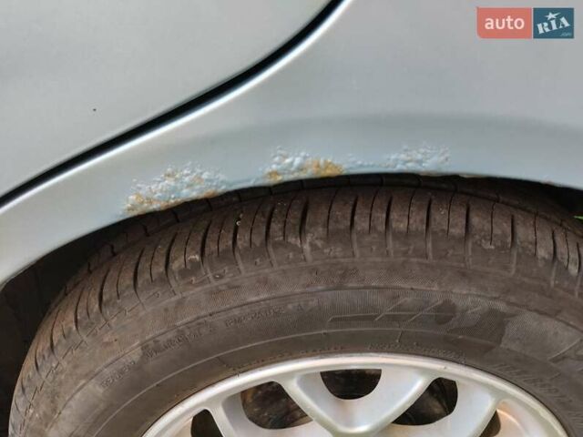 Синий Хендай Акцент, объемом двигателя 1.5 л и пробегом 203 тыс. км за 3500 $, фото 9 на Automoto.ua