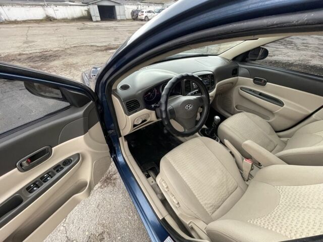 Синій Хендай Акцент, об'ємом двигуна 1.4 л та пробігом 228 тис. км за 4000 $, фото 7 на Automoto.ua