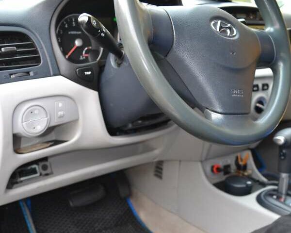 Хендай Акцент 2007 в Киеве на Automoto.ua Синий Хендай Акцент, объемом двигателя 1.4 л и пробегом 243 тыс. км за 4999 $, фото 12 на Automoto.ua