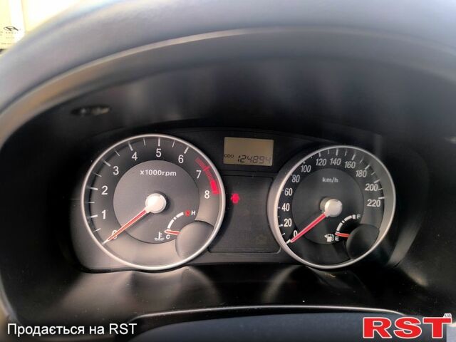 Хендай Акцент 2007 в Кагарлыке на Automoto.ua Синий Хендай Акцент, объемом двигателя 1.4 л и пробегом 125 тыс. км за 4500 $, фото 9 на Automoto.ua