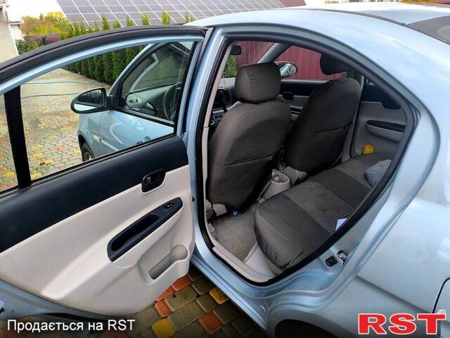 Хендай Акцент 2007 в Кагарлыке на Automoto.ua Синий Хендай Акцент, объемом двигателя 1.4 л и пробегом 125 тыс. км за 4500 $, фото 2 на Automoto.ua