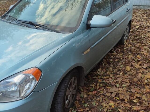 Синий Хендай Акцент, объемом двигателя 1.4 л и пробегом 239 тыс. км за 4100 $, фото 1 на Automoto.ua