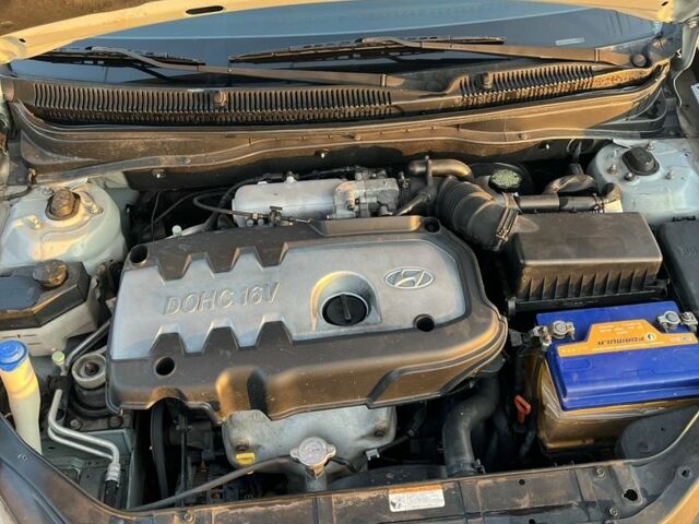 Синий Хендай Акцент, объемом двигателя 1.4 л и пробегом 174 тыс. км за 4000 $, фото 6 на Automoto.ua