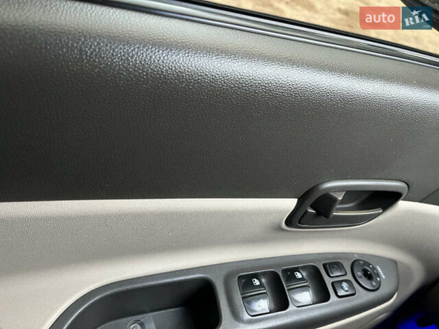 Синий Хендай Акцент, объемом двигателя 1.49 л и пробегом 165 тыс. км за 5500 $, фото 27 на Automoto.ua