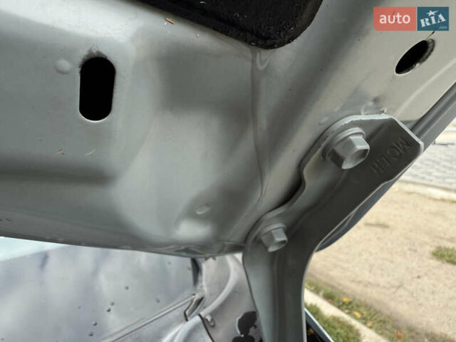 Синій Хендай Акцент, об'ємом двигуна 1.49 л та пробігом 121 тис. км за 5300 $, фото 3 на Automoto.ua