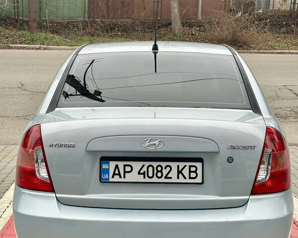 Синий Хендай Акцент, объемом двигателя 1.4 л и пробегом 161 тыс. км за 4800 $, фото 4 на Automoto.ua