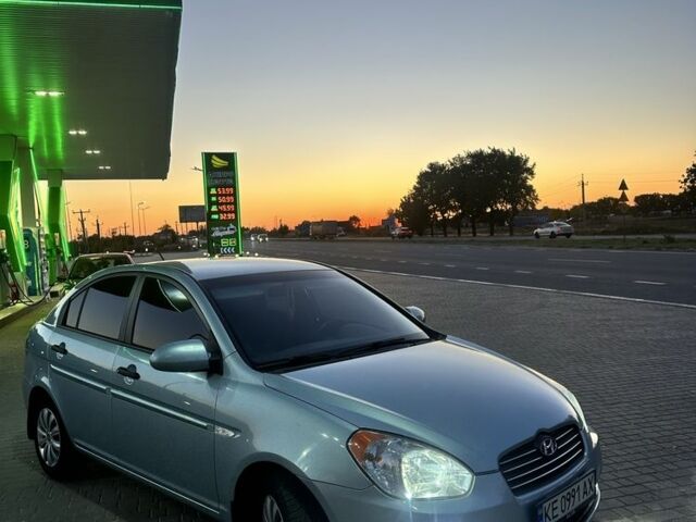 Синий Хендай Акцент, объемом двигателя 1.4 л и пробегом 75 тыс. км за 5700 $, фото 1 на Automoto.ua