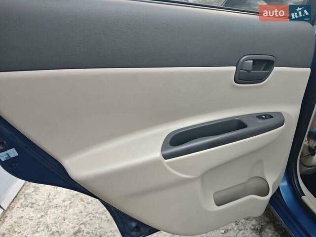 Синий Хендай Акцент, объемом двигателя 1.4 л и пробегом 238 тыс. км за 4850 $, фото 23 на Automoto.ua