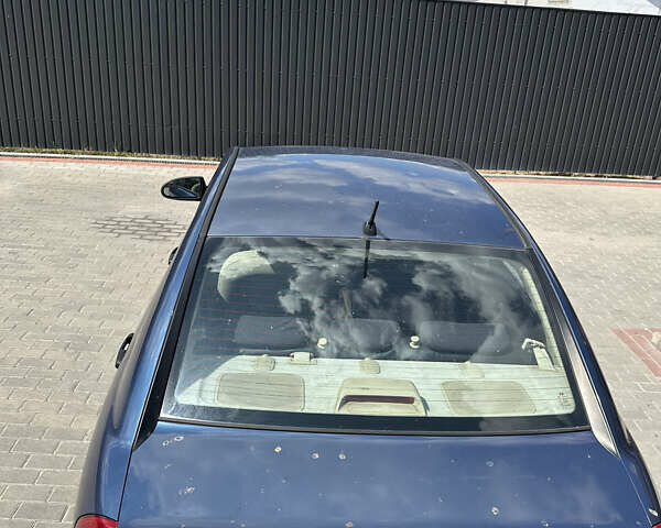 Синий Хендай Акцент, объемом двигателя 1.4 л и пробегом 302 тыс. км за 3300 $, фото 5 на Automoto.ua