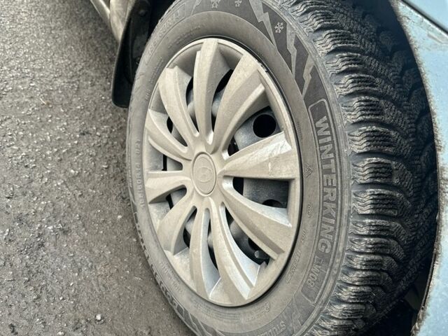 Синий Хендай Акцент, объемом двигателя 1.4 л и пробегом 75 тыс. км за 5700 $, фото 3 на Automoto.ua