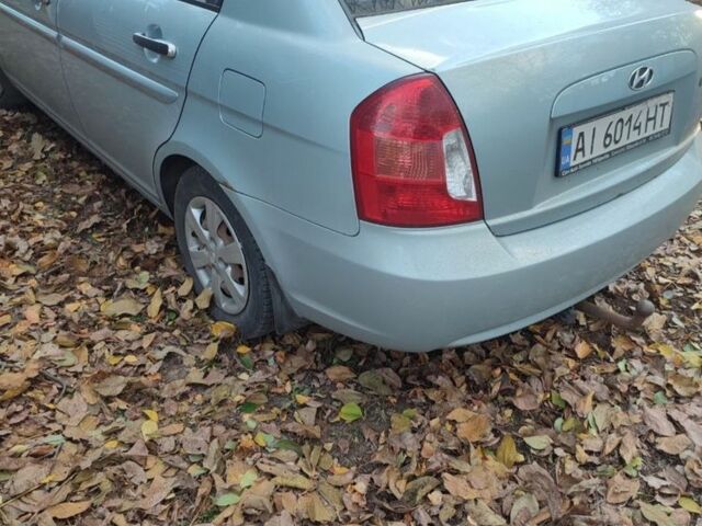 Синий Хендай Акцент, объемом двигателя 1.4 л и пробегом 239 тыс. км за 4100 $, фото 2 на Automoto.ua
