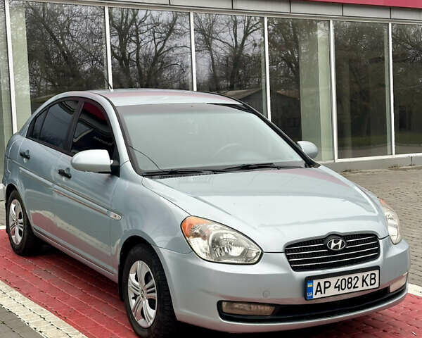 Синий Хендай Акцент, объемом двигателя 1.4 л и пробегом 161 тыс. км за 4800 $, фото 2 на Automoto.ua