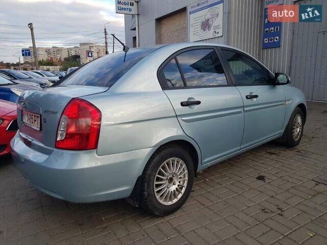 Синий Хендай Акцент, объемом двигателя 1.4 л и пробегом 220 тыс. км за 5200 $, фото 1 на Automoto.ua