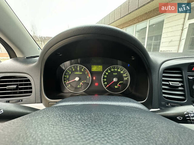 Синий Хендай Акцент, объемом двигателя 1.4 л и пробегом 174 тыс. км за 5450 $, фото 20 на Automoto.ua