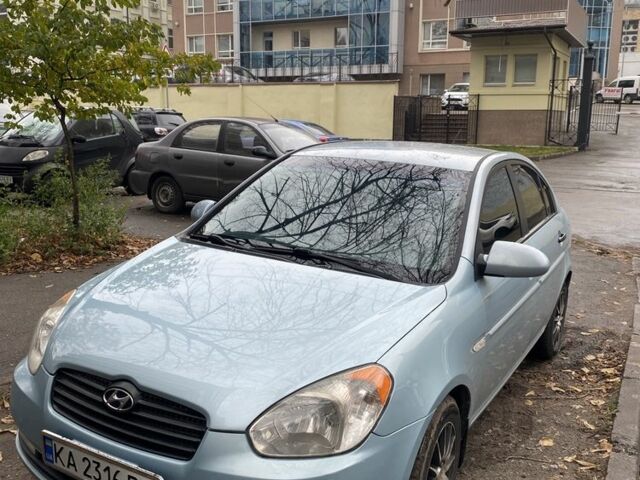 Синий Хендай Акцент, объемом двигателя 1.4 л и пробегом 195 тыс. км за 5500 $, фото 1 на Automoto.ua