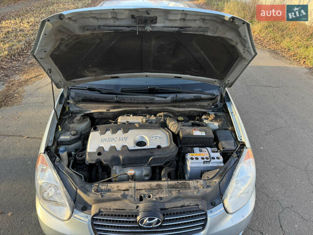 Синий Хендай Акцент, объемом двигателя 1.4 л и пробегом 125 тыс. км за 4700 $, фото 11 на Automoto.ua