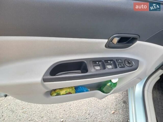 Синий Хендай Акцент, объемом двигателя 1.4 л и пробегом 214 тыс. км за 4700 $, фото 13 на Automoto.ua