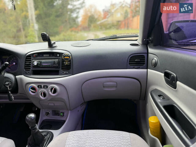 Хендай Акцент 2008 в Харькове на Automoto.ua Синий Хендай Акцент, объемом двигателя 0 л и пробегом 227 тыс. км за 3800 $, фото 20 на Automoto.ua