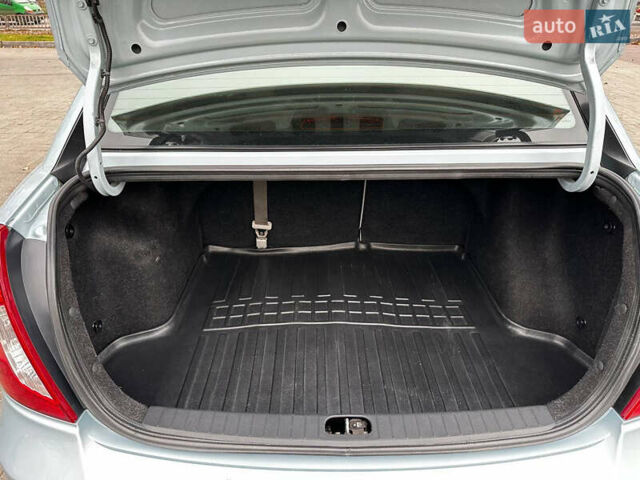 Синій Хендай Акцент, об'ємом двигуна 1.4 л та пробігом 102 тис. км за 4999 $, фото 22 на Automoto.ua