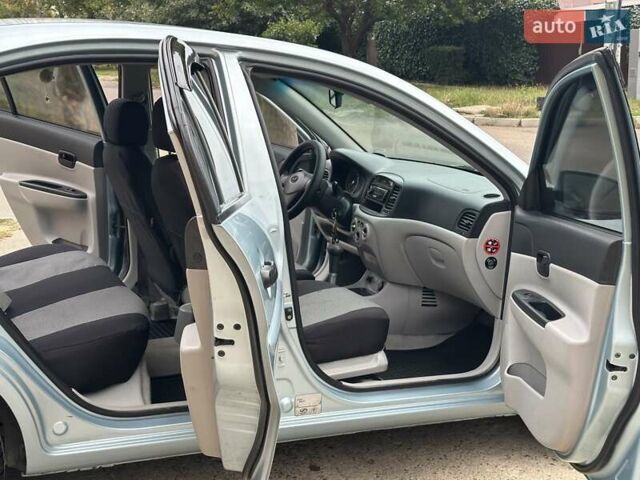 Синій Хендай Акцент, об'ємом двигуна 1.4 л та пробігом 201 тис. км за 5999 $, фото 51 на Automoto.ua