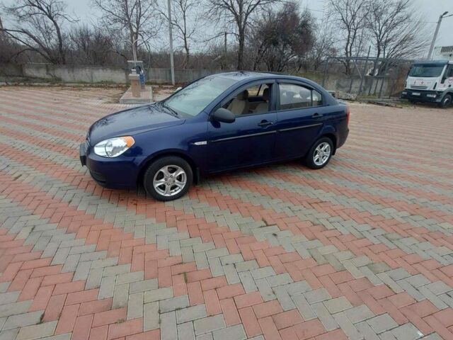 Синий Хендай Акцент, объемом двигателя 1.4 л и пробегом 193 тыс. км за 3900 $, фото 1 на Automoto.ua