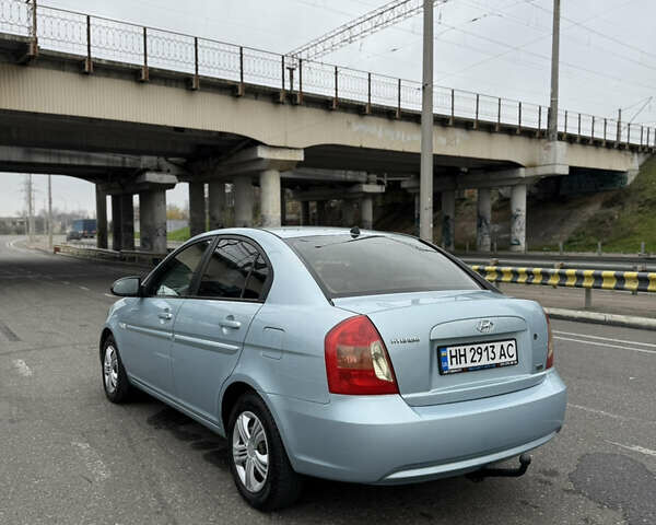 Синій Хендай Акцент, об'ємом двигуна 1.6 л та пробігом 182 тис. км за 4790 $, фото 18 на Automoto.ua