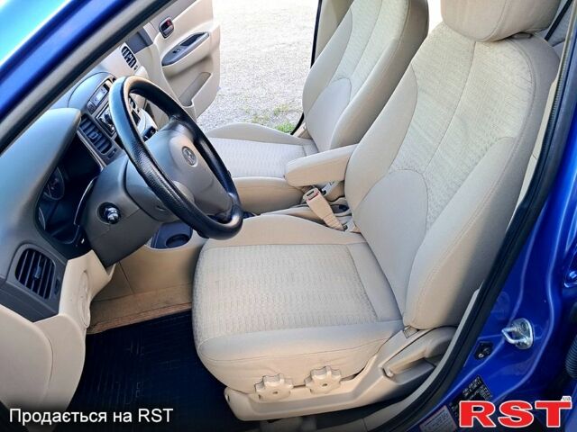 Синій Хендай Акцент, об'ємом двигуна 1.4 л та пробігом 200 тис. км за 4000 $, фото 9 на Automoto.ua